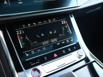 AUDI RS Q8 4.0 TFSI quattro CARBON EXCLUSIVE NIGHTVIS