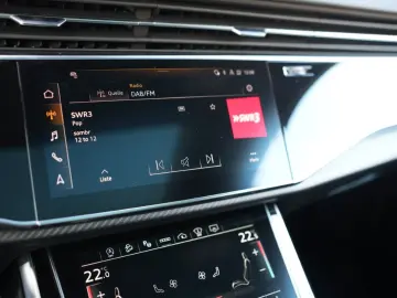 AUDI RS Q8 4.0 TFSI quattro CARBON EXCLUSIVE NIGHTVIS