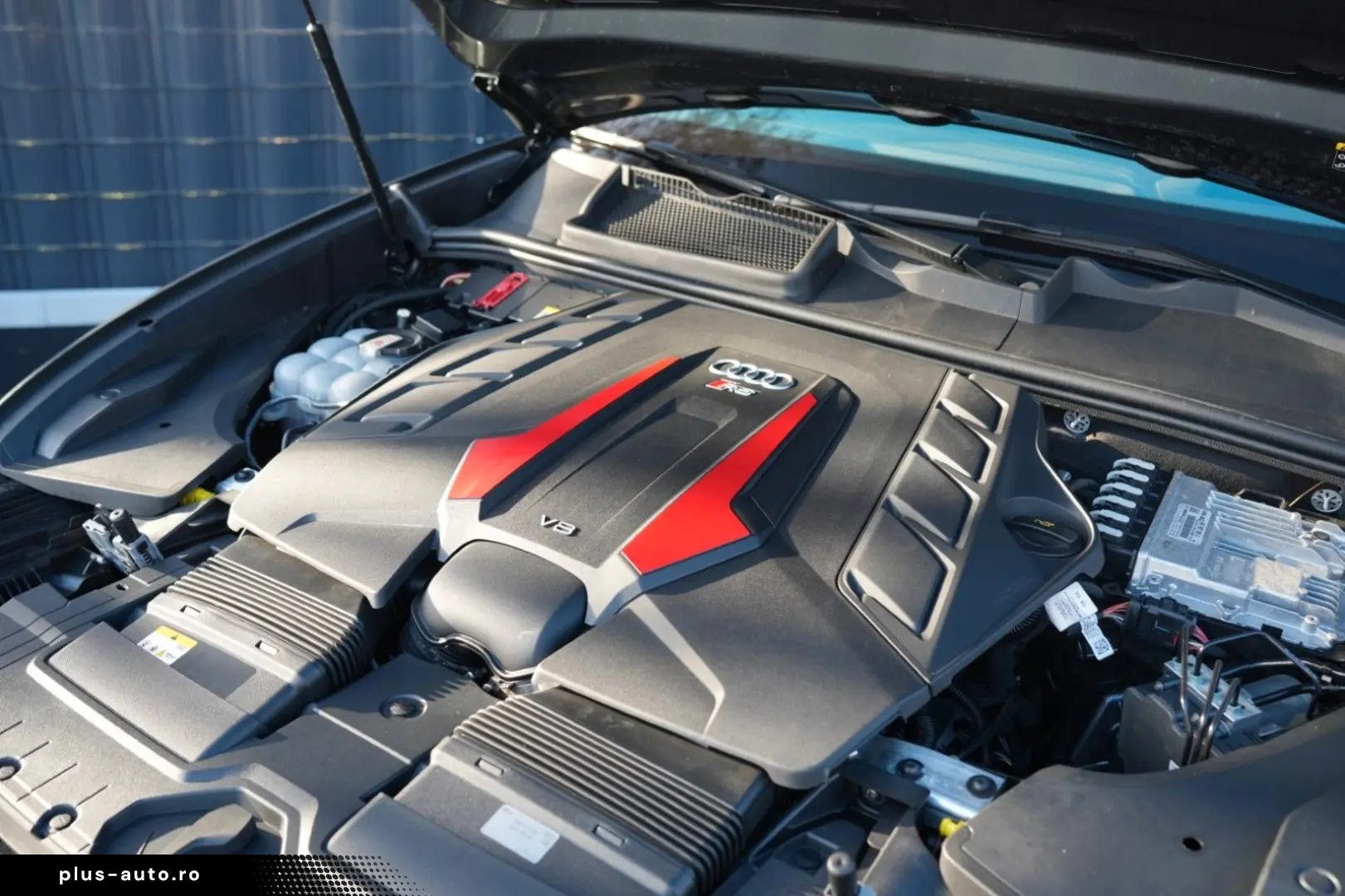 AUDI RS Q8 4.0 TFSI quattro CARBON EXCLUSIVE NIGHTVIS