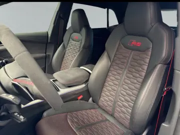 AUDI RSQ8 Perf KERAMIK-ADVANCED FAHRWRK-PANO-UPE 197´