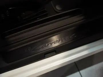 PORSCHE 911 (992) Carrera GTS  918 Sitze Carbondach  1.H