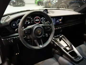 PORSCHE 911 (992) Carrera GTS  918 Sitze Carbondach  1.H