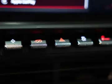 PORSCHE 911 (992) Carrera GTS  918 Sitze Carbondach  1.H