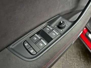 AUDI RSQ8 performance 2xCARBON KERAMIK HUD NIGHT OLED