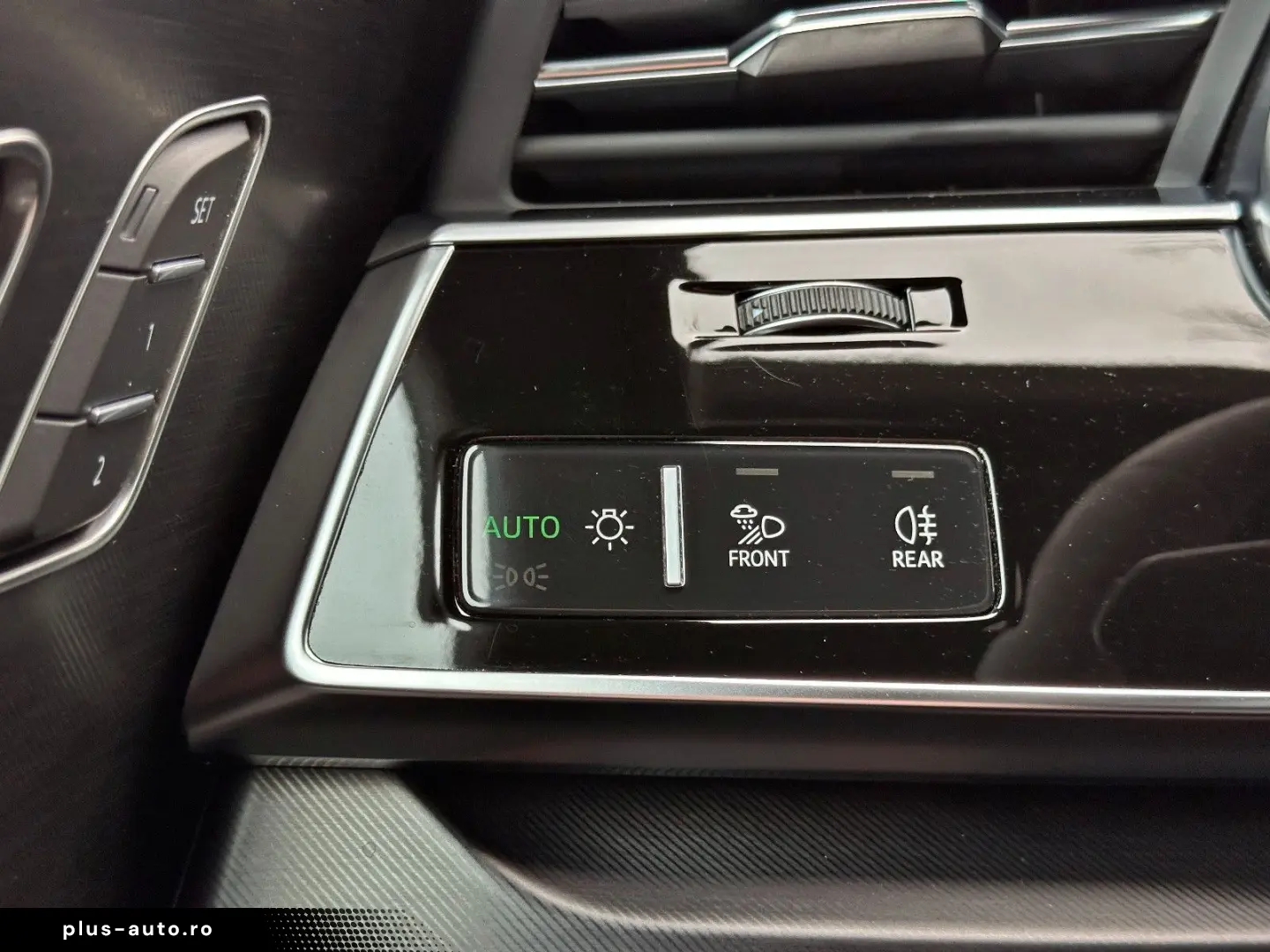 AUDI RSQ8 performance 2xCARBON KERAMIK HUD NIGHT OLED