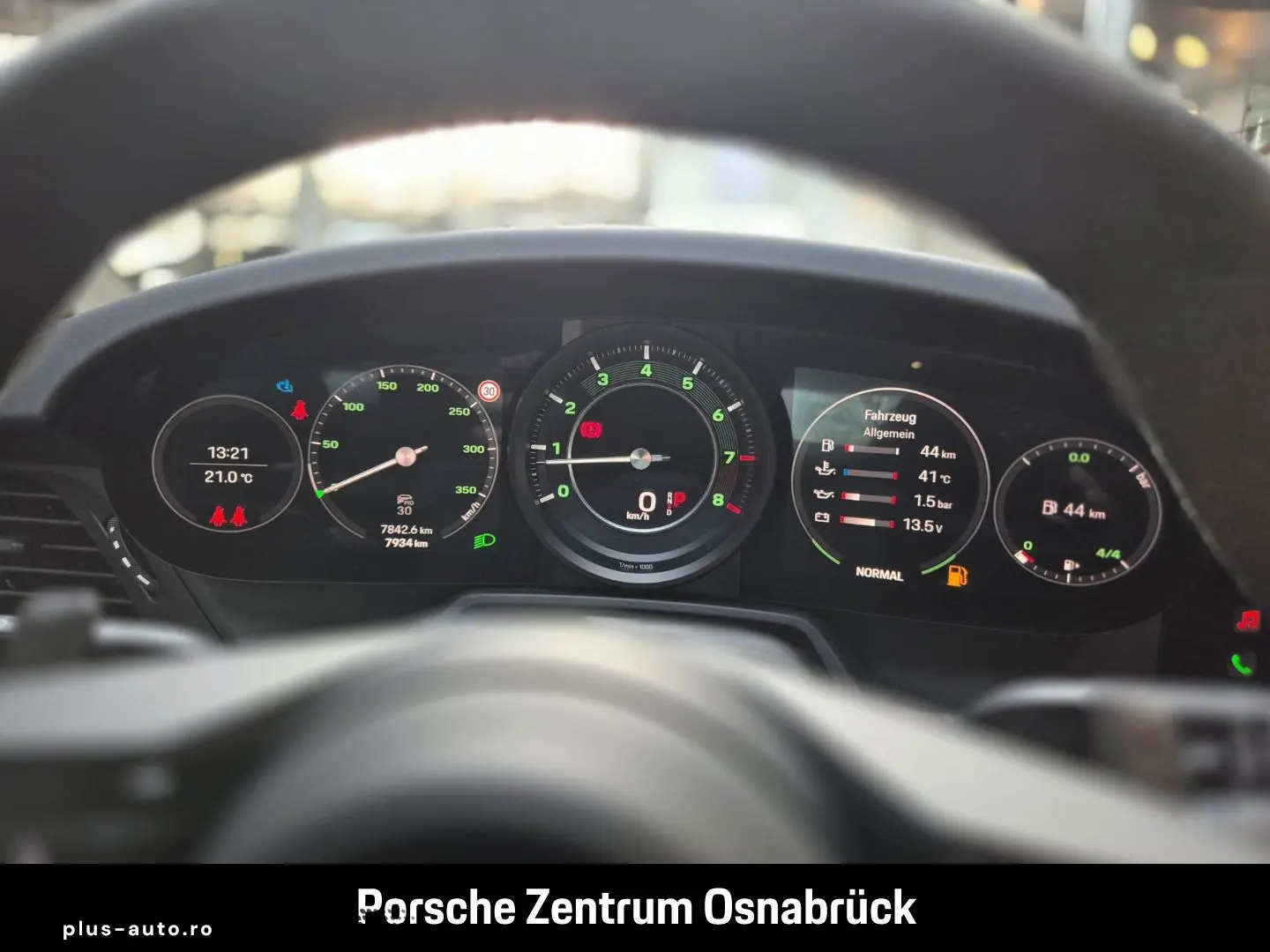 PORSCHE 992 (911) Turbo 50 Jahre Glasdach Burmester Inno