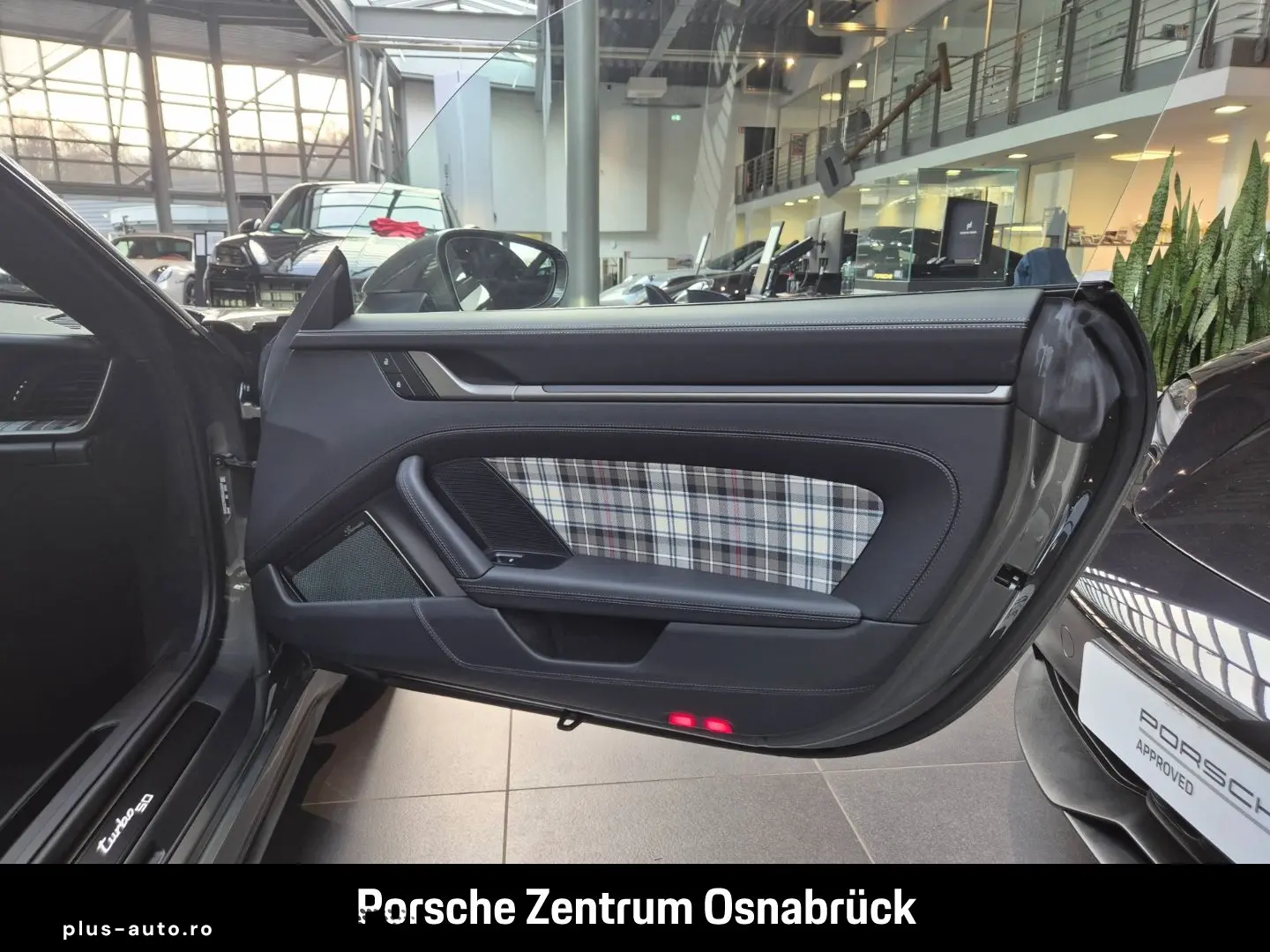 PORSCHE 992 (911) Turbo 50 Jahre Glasdach Burmester Inno