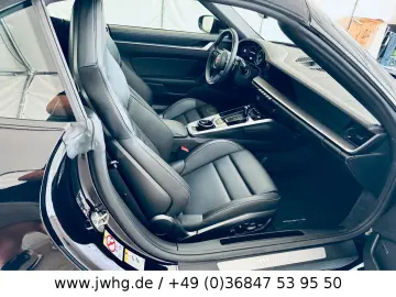 PORSCHE 911 Turbo Cabrio 1. HAND UNFALLFREI BOSE PASM