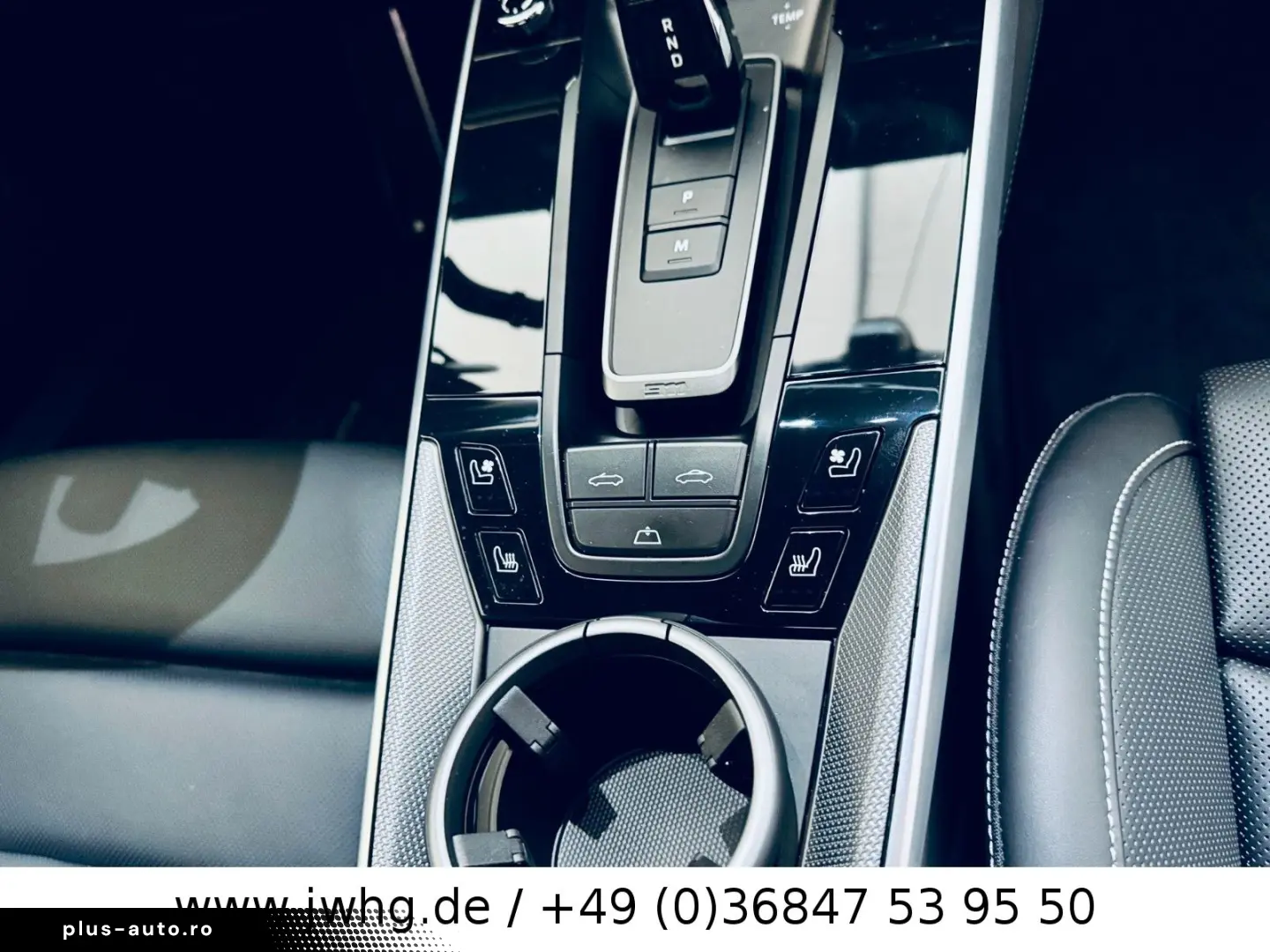 PORSCHE 911 Turbo Cabrio 1. HAND UNFALLFREI BOSE PASM