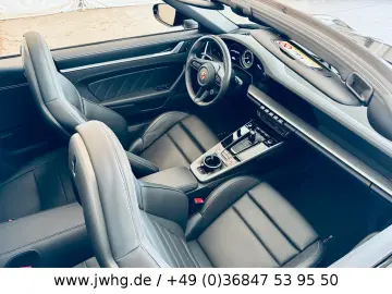 PORSCHE 911 Turbo Cabrio 1. HAND UNFALLFREI BOSE PASM