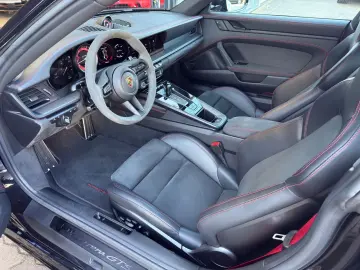 PORSCHE 911 992 Carrera GTS 18WEGE BOSE LIFT SCHIEBEDACH