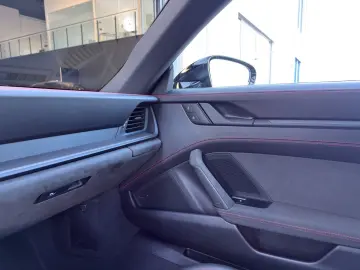 PORSCHE 911 992 Carrera GTS 18WEGE BOSE LIFT SCHIEBEDACH