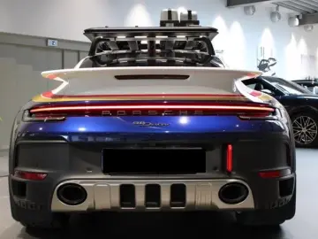PORSCHE 911 992 Dakar