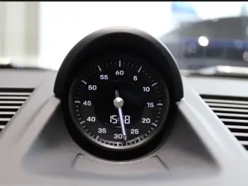 PORSCHE 911 992 Dakar