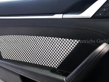 PORSCHE 992 911 Targa 4S Heritage Pepita SportDesign 1HD