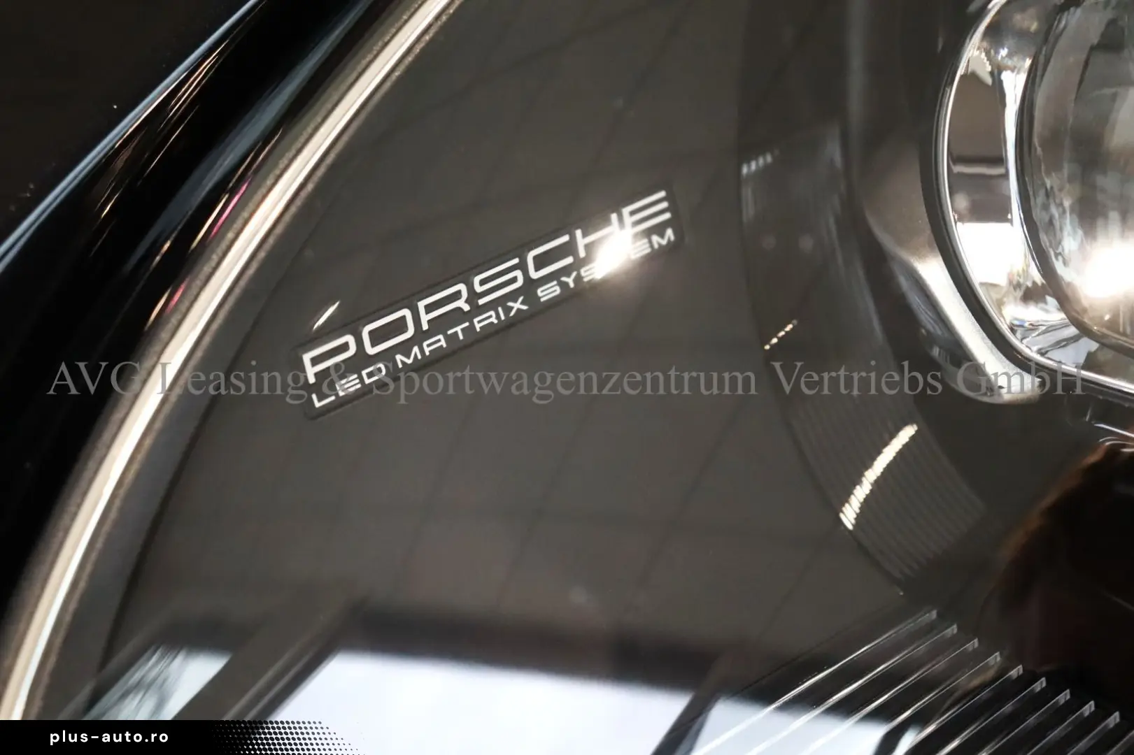 PORSCHE 992 911 Targa 4S Heritage Pepita SportDesign 1HD