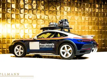 PORSCHE 911 DAKAR   RALLYE DESIGN PACKAGE   ROOF RACK