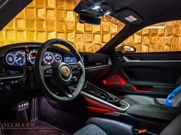 PORSCHE 911 DAKAR   RALLYE DESIGN PACKAGE   ROOF RACK