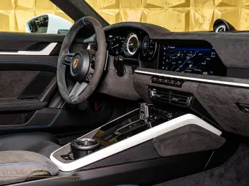 PORSCHE 911 DAKAR   RALLYE DESIGN PACKAGE   ROOF RACK