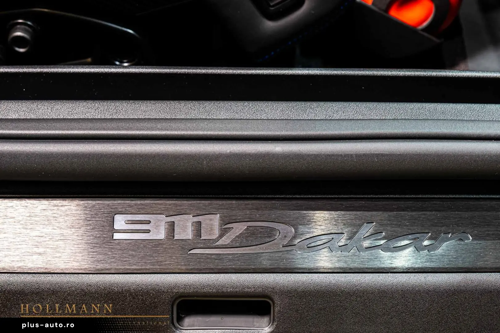 PORSCHE 911 DAKAR   RALLYE DESIGN PACKAGE   ROOF RACK