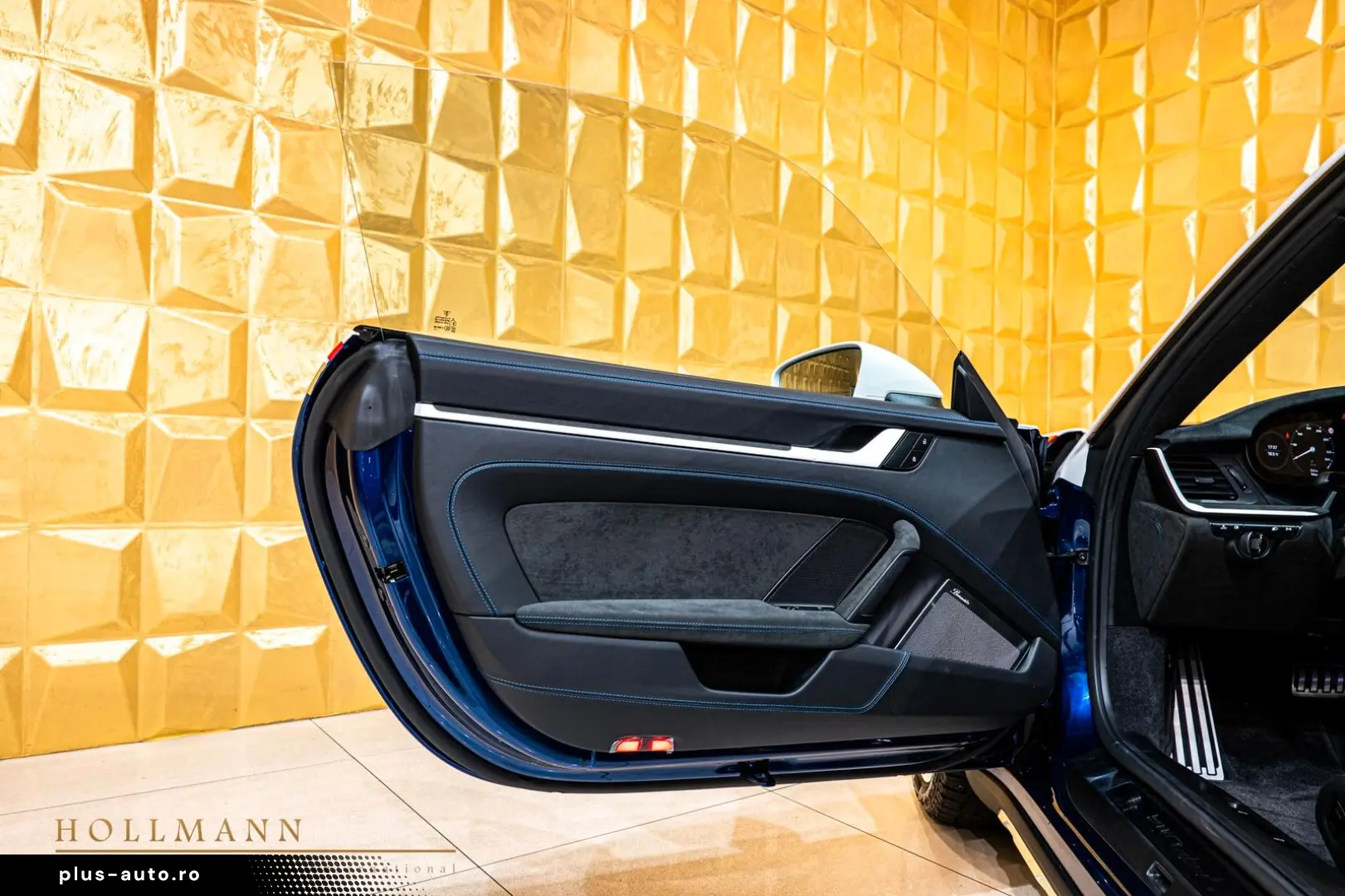 PORSCHE 911 DAKAR   RALLYE DESIGN PACKAGE   ROOF RACK