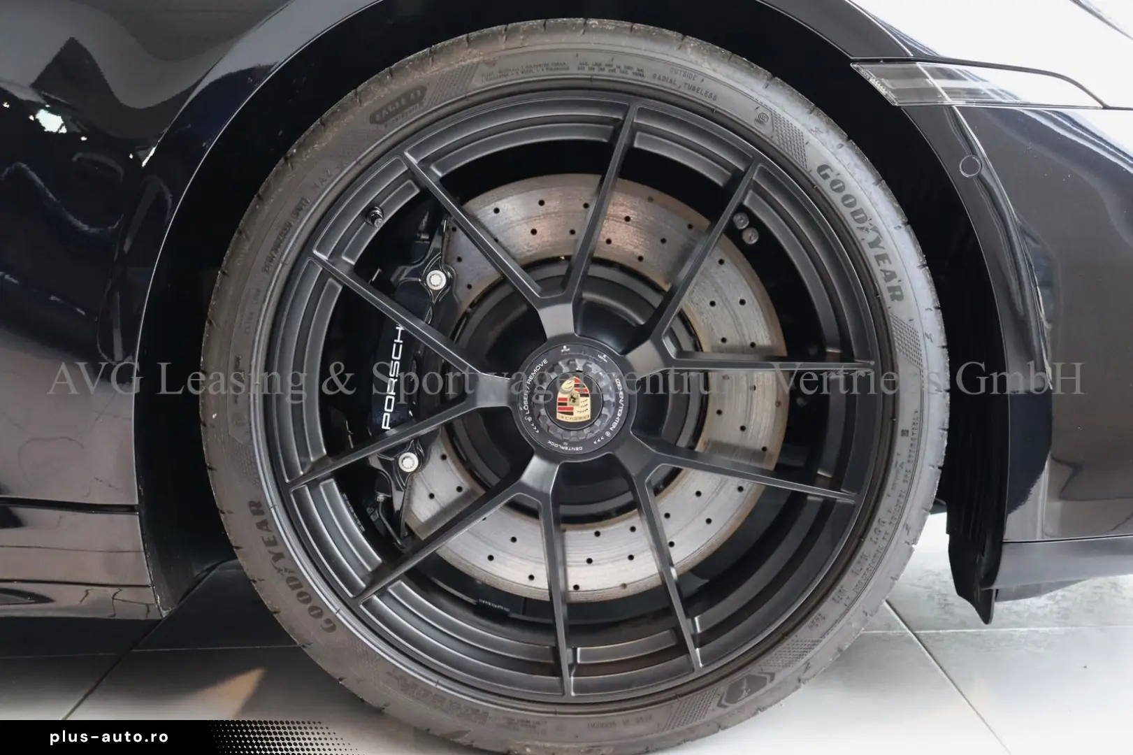 PORSCHE 992 911 Targa 4 GTS MY25 NUR2'KM DT 1.HD CARBON