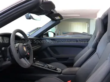 PORSCHE 992 911 Targa 4 GTS MY25 NUR2'KM DT 1.HD CARBON