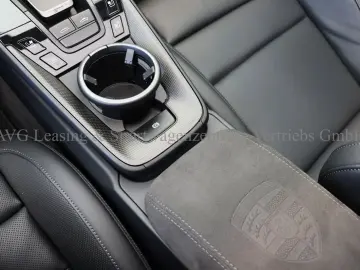 PORSCHE 992 911 Targa 4 GTS MY25 NUR2'KM DT 1.HD CARBON