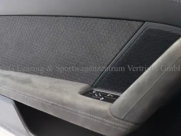 PORSCHE 992 911 Targa 4 GTS MY25 NUR2'KM DT 1.HD CARBON