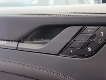 PORSCHE 992 911 Targa 4 GTS MY25 NUR2'KM DT 1.HD CARBON