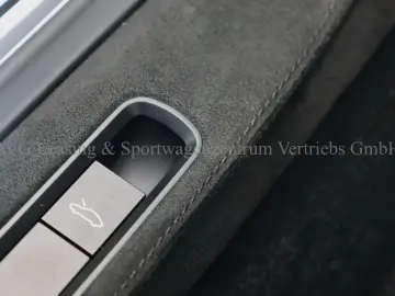 PORSCHE 992 911 Targa 4 GTS MY25 NUR2'KM DT 1.HD CARBON