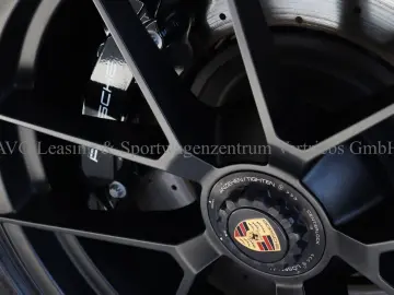 PORSCHE 992 911 Targa 4 GTS MY25 NUR2'KM DT 1.HD CARBON
