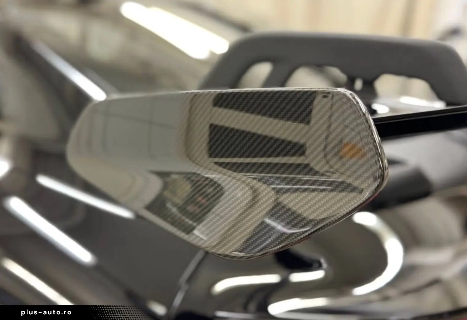 PORSCHE 992 GT3 CARBON WEISSACH