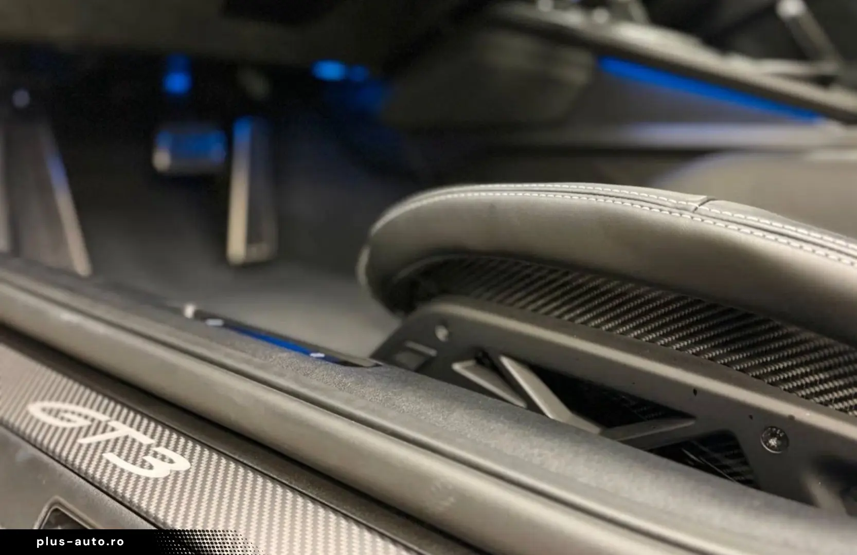 PORSCHE 992 GT3 CARBON WEISSACH