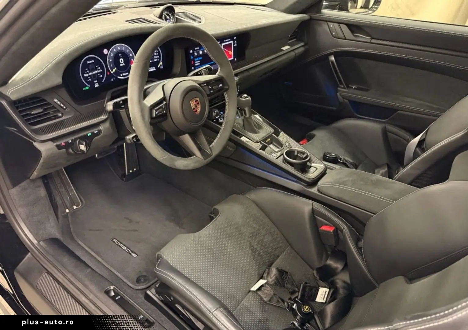 PORSCHE 992 GT3 CARBON WEISSACH