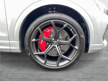 AUDI RSQ8 performance Keramik 305km h Carbon RS-AGA 2