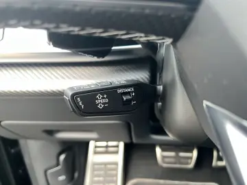 AUDI RSQ8 441 KW MATRIX STANDH AHK PANO B&O
