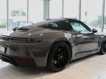 PORSCHE 992 911 Targa 4 GTS MY2025 T-Hybrid DT 9xLEDER