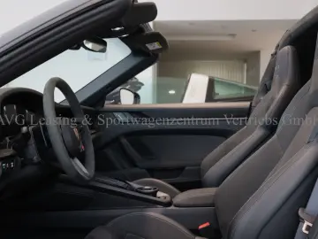 PORSCHE 992 911 Targa 4 GTS MY2025 T-Hybrid DT 9xLEDER