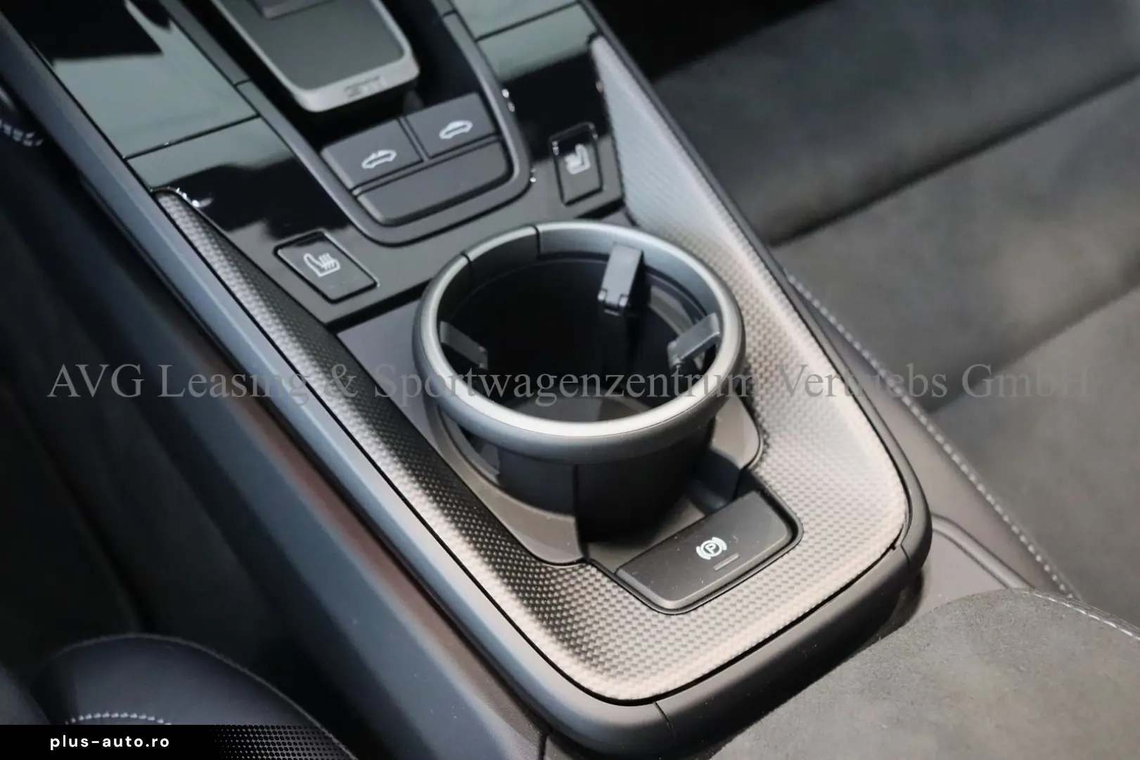 PORSCHE 992 911 Targa 4 GTS MY2025 T-Hybrid DT 9xLEDER