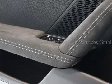 PORSCHE 992 911 Targa 4 GTS MY2025 T-Hybrid DT 9xLEDER