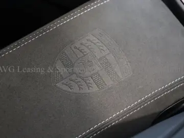 PORSCHE 992 911 Targa 4 GTS MY2025 T-Hybrid DT 9xLEDER