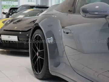 PORSCHE 992 911 Targa 4 GTS MY2025 T-Hybrid DT 9xLEDER