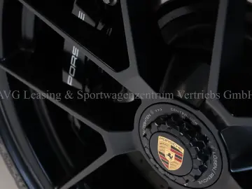 PORSCHE 992 911 Targa 4 GTS MY2025 T-Hybrid DT 9xLEDER