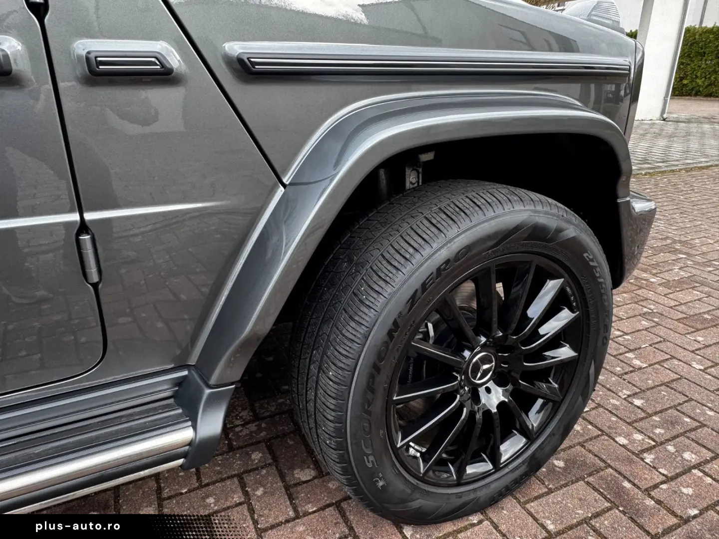 MERCEDES-BENZ G 400 d - AMG-Line  Burmester-Sound