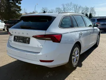 SKODA Octavia Ambition iV 1.4 TSI