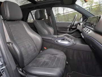 MERCEDES-BENZ GLE 400 d 4MATIC AUT LM SpurH Teilled.