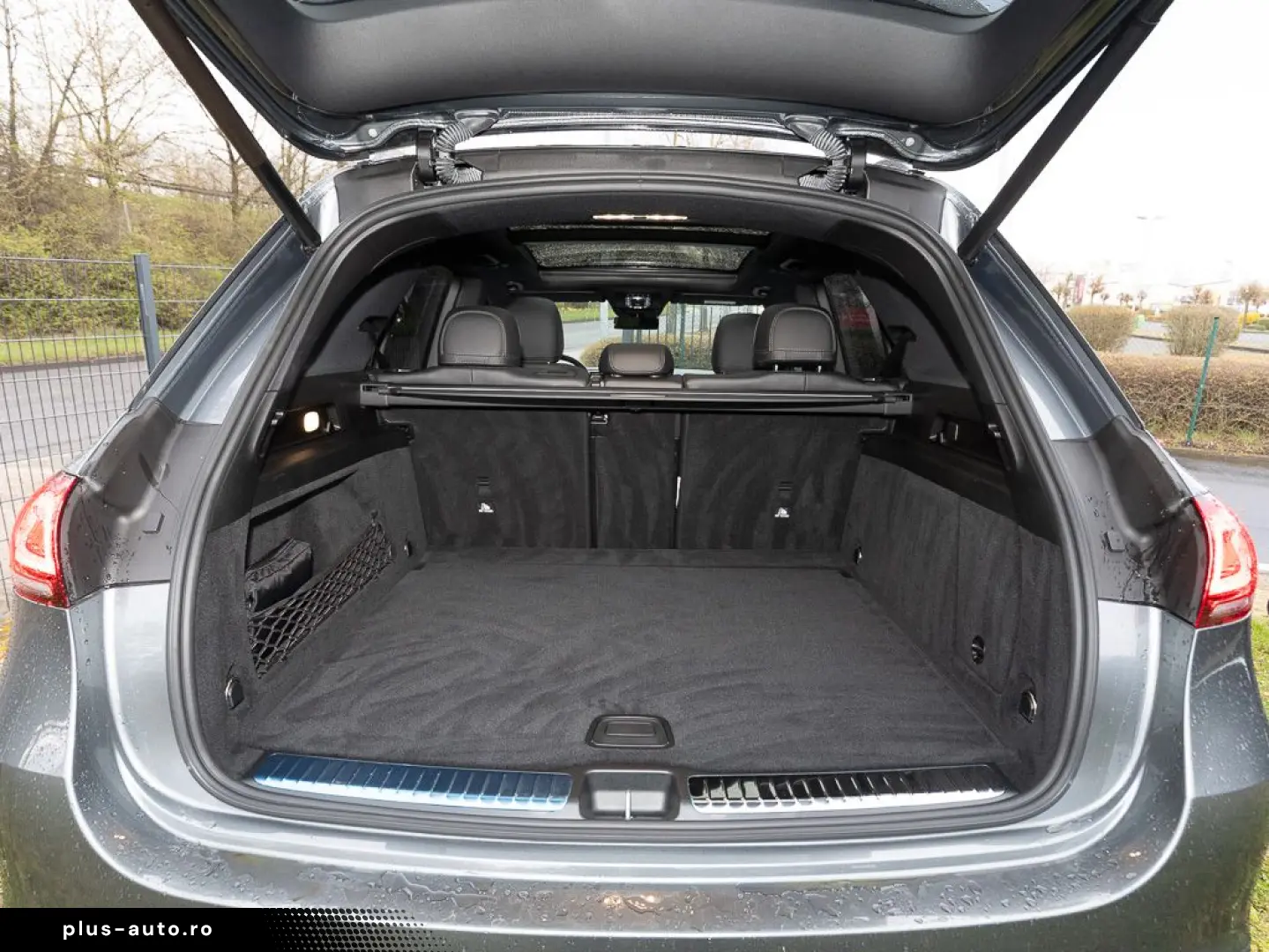 MERCEDES-BENZ GLE 400 d 4MATIC AUT LM SpurH Teilled.