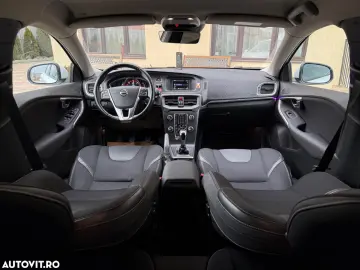 Volvo V40 D2 Linje You!