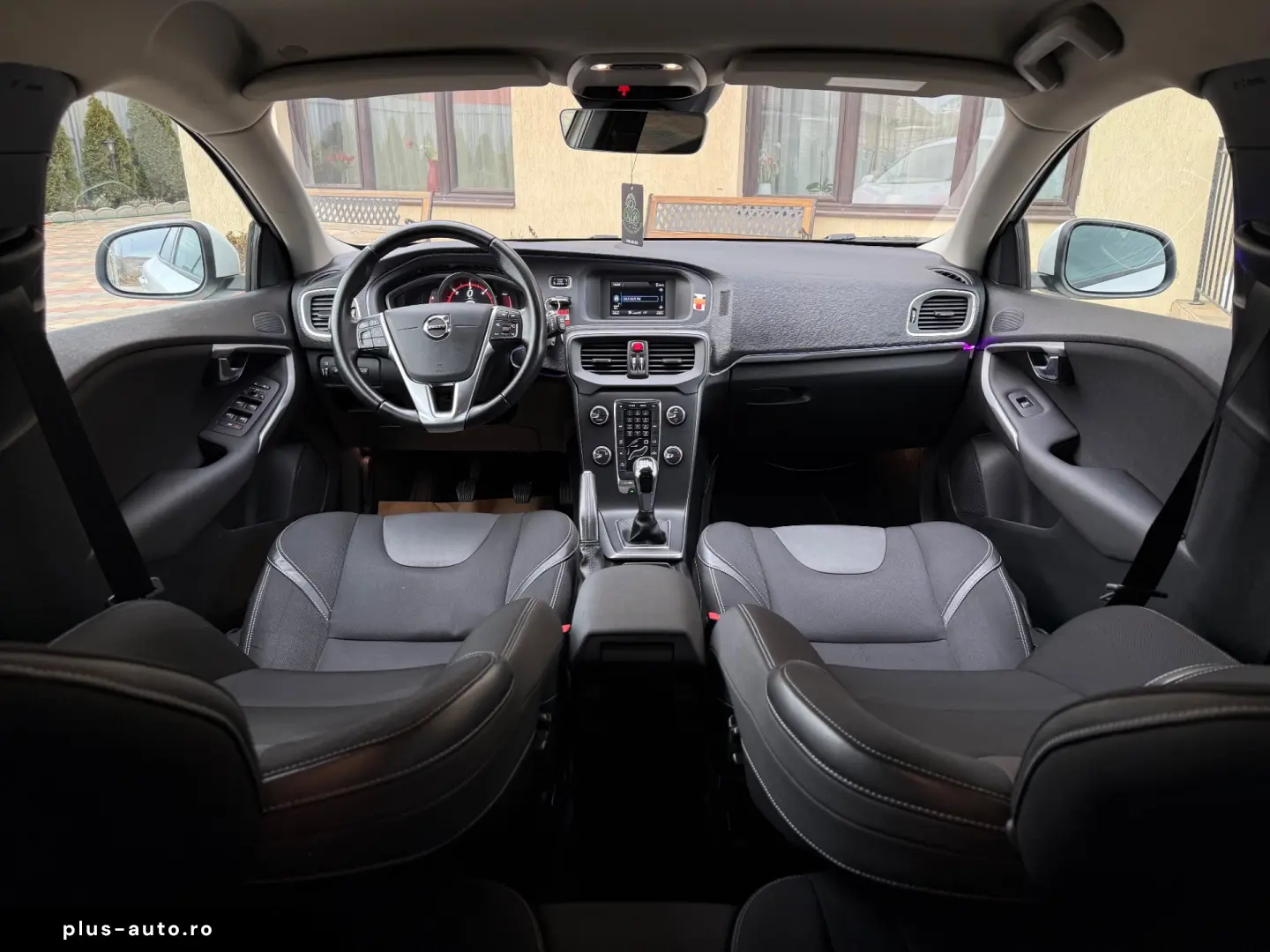 Volvo V40 D2 Linje You!